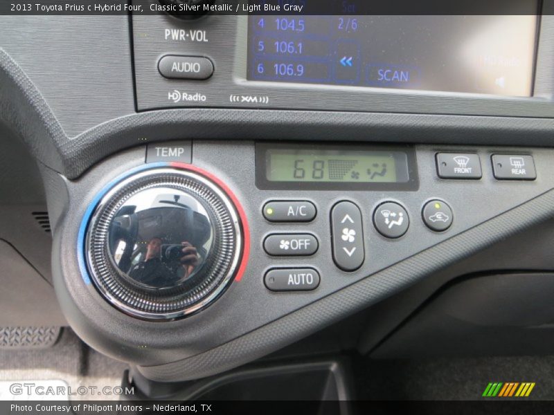 Classic Silver Metallic / Light Blue Gray 2013 Toyota Prius c Hybrid Four