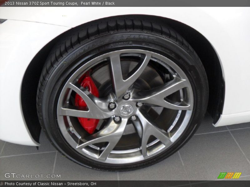 Pearl White / Black 2013 Nissan 370Z Sport Touring Coupe