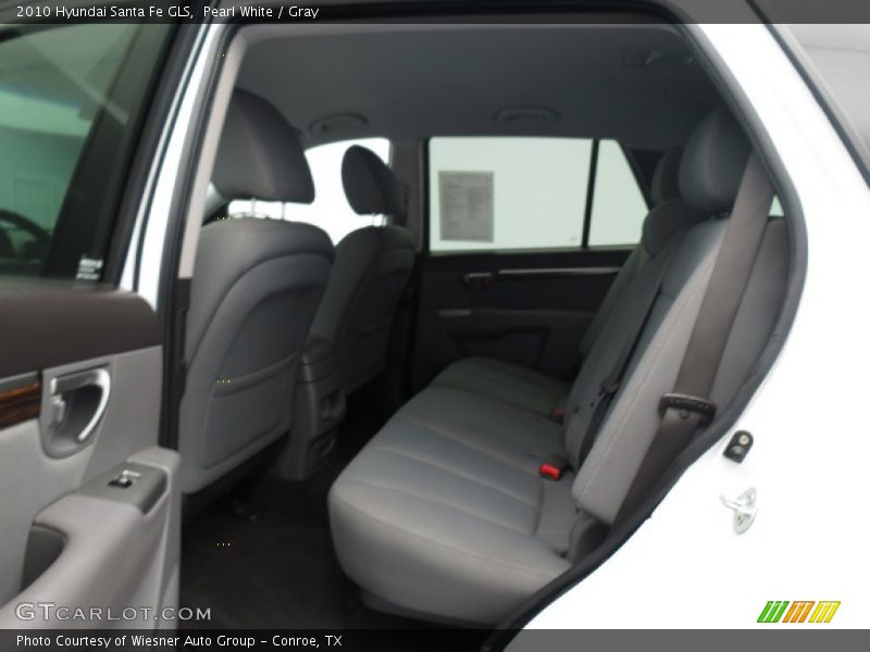 Pearl White / Gray 2010 Hyundai Santa Fe GLS