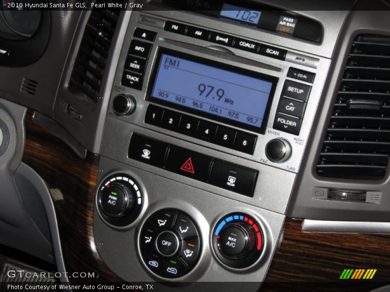 Pearl White / Gray 2010 Hyundai Santa Fe GLS