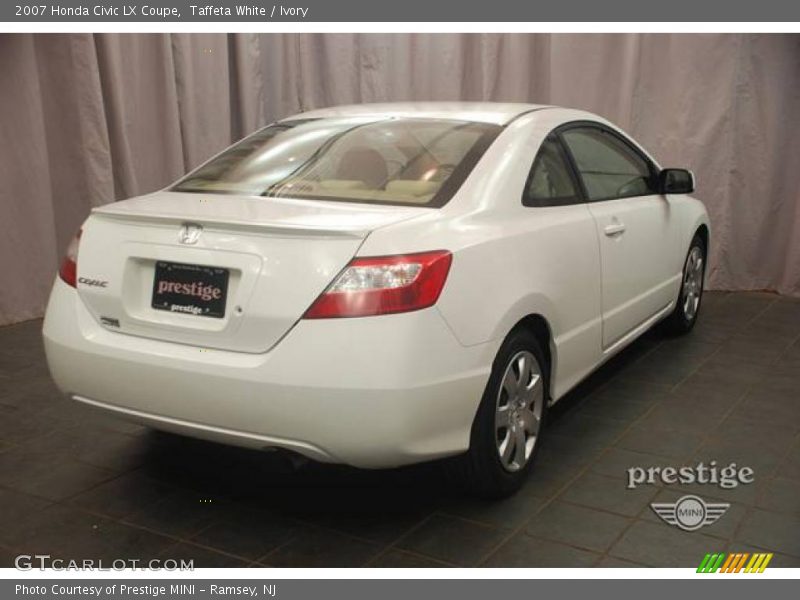 Taffeta White / Ivory 2007 Honda Civic LX Coupe