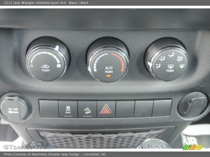 Black / Black 2013 Jeep Wrangler Unlimited Sport 4x4