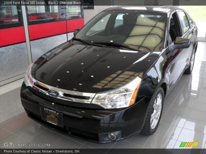 Black / Charcoal Black 2008 Ford Focus SES Sedan