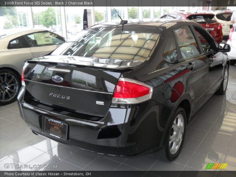 Black / Charcoal Black 2008 Ford Focus SES Sedan