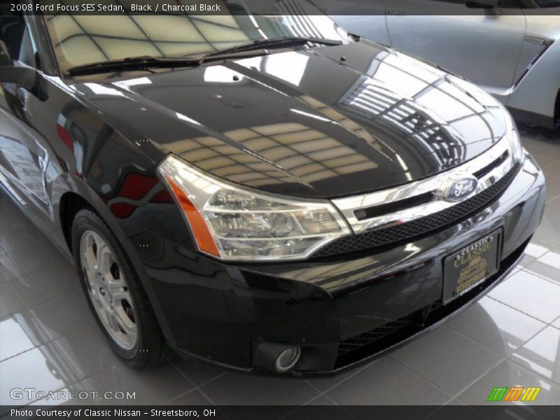 Black / Charcoal Black 2008 Ford Focus SES Sedan