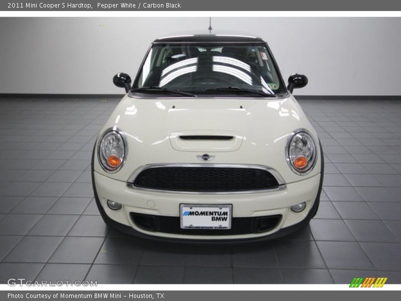 Pepper White / Carbon Black 2011 Mini Cooper S Hardtop