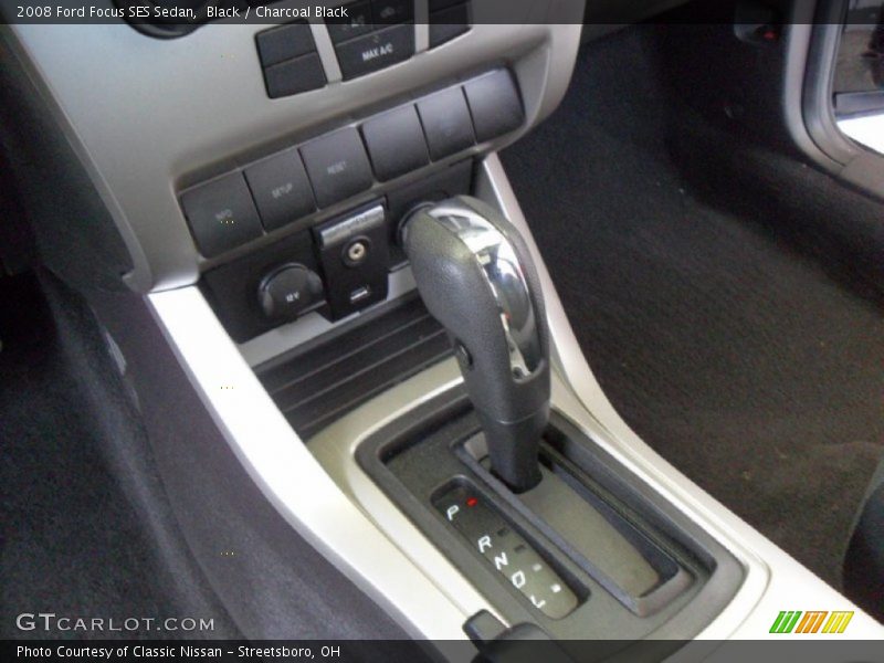Black / Charcoal Black 2008 Ford Focus SES Sedan