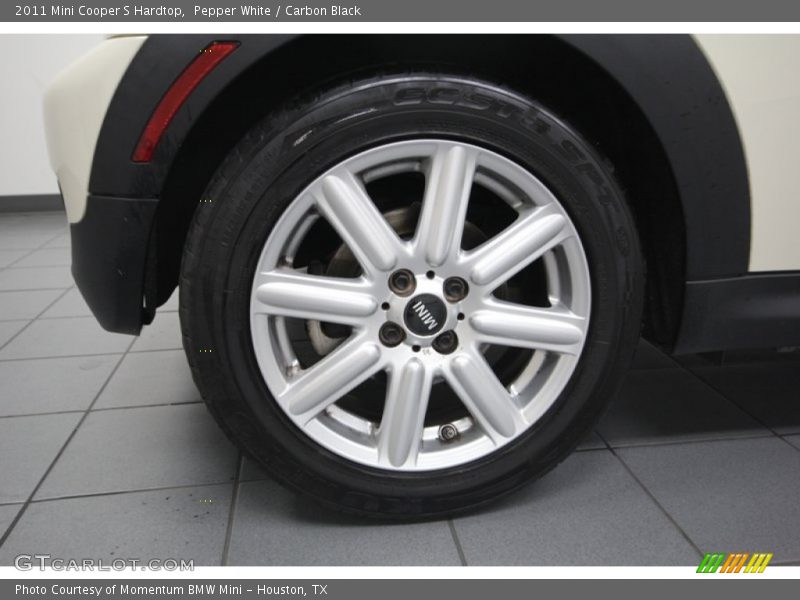 Pepper White / Carbon Black 2011 Mini Cooper S Hardtop