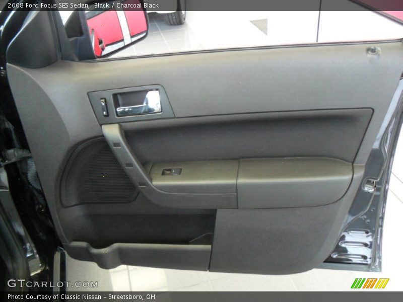 Black / Charcoal Black 2008 Ford Focus SES Sedan