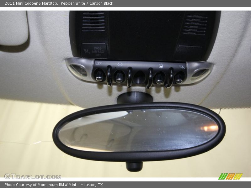 Pepper White / Carbon Black 2011 Mini Cooper S Hardtop