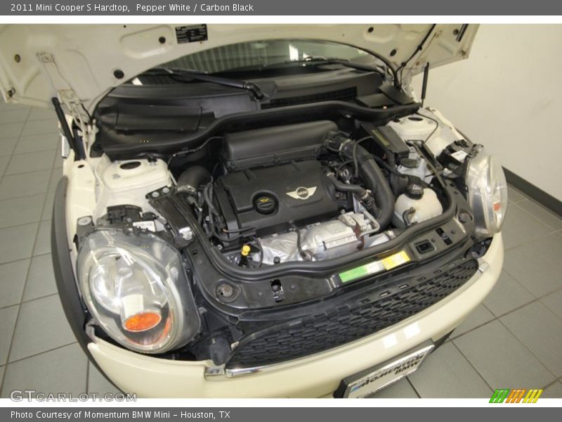 Pepper White / Carbon Black 2011 Mini Cooper S Hardtop