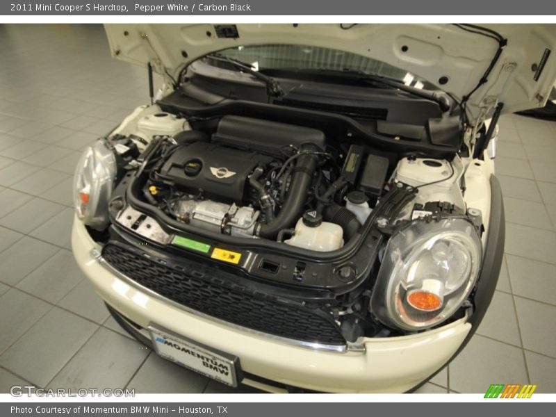 Pepper White / Carbon Black 2011 Mini Cooper S Hardtop