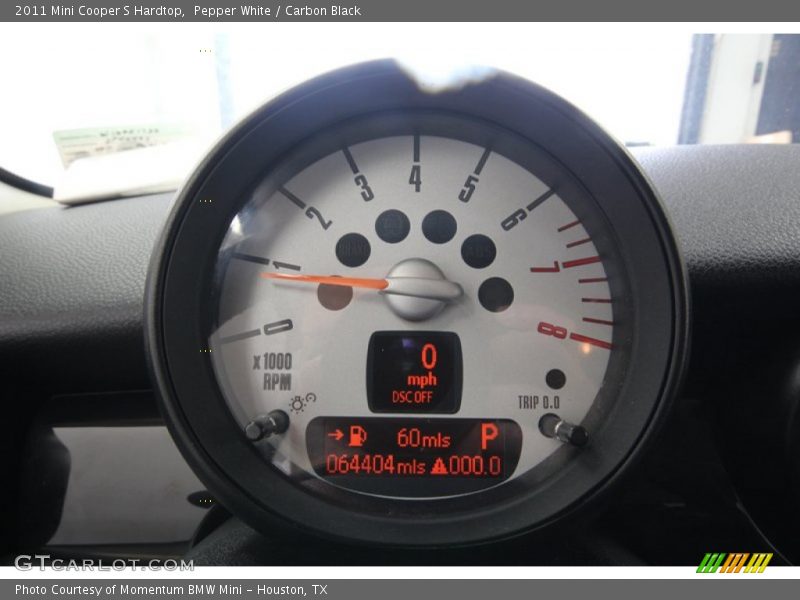 Pepper White / Carbon Black 2011 Mini Cooper S Hardtop