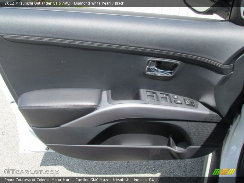 Diamond White Pearl / Black 2012 Mitsubishi Outlander GT S AWD
