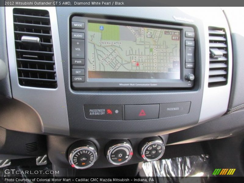 Diamond White Pearl / Black 2012 Mitsubishi Outlander GT S AWD