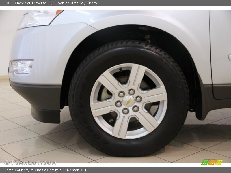 Silver Ice Metallic / Ebony 2012 Chevrolet Traverse LT