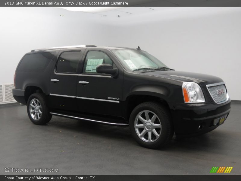 Onyx Black / Cocoa/Light Cashmere 2013 GMC Yukon XL Denali AWD