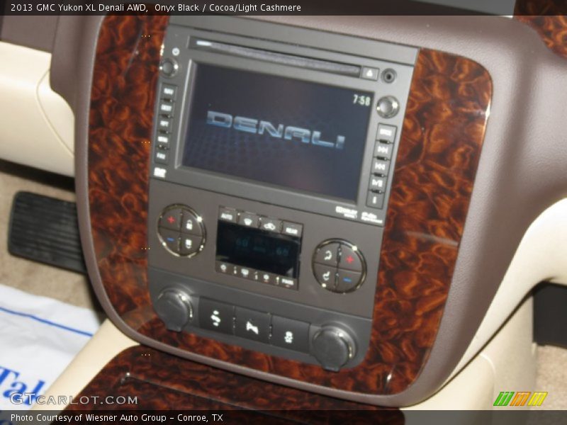 Onyx Black / Cocoa/Light Cashmere 2013 GMC Yukon XL Denali AWD