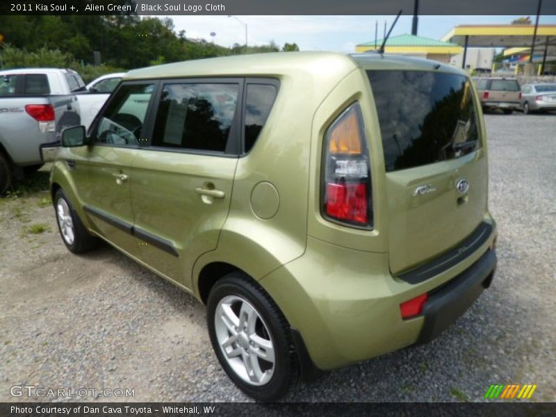 Alien Green / Black Soul Logo Cloth 2011 Kia Soul +
