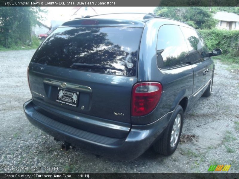 Steel Blue Pearl / Sandstone 2001 Chrysler Town & Country LXi