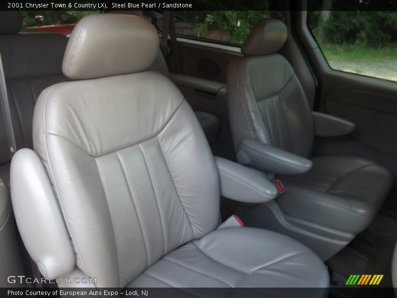 Steel Blue Pearl / Sandstone 2001 Chrysler Town & Country LXi
