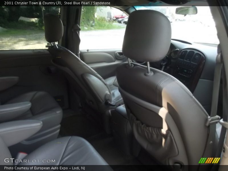 Steel Blue Pearl / Sandstone 2001 Chrysler Town & Country LXi