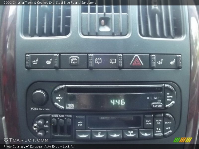 Steel Blue Pearl / Sandstone 2001 Chrysler Town & Country LXi