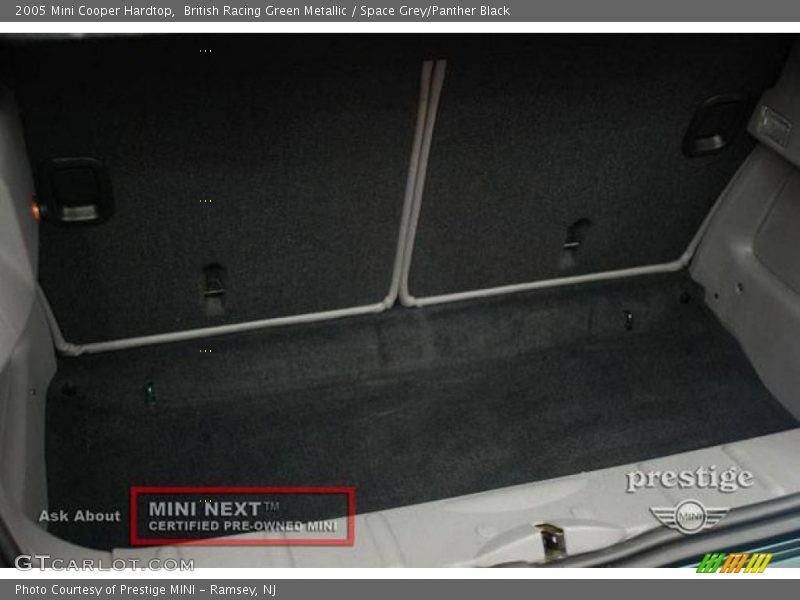 British Racing Green Metallic / Space Grey/Panther Black 2005 Mini Cooper Hardtop