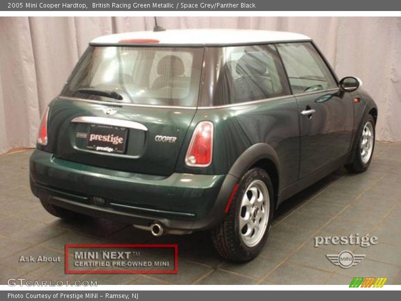 British Racing Green Metallic / Space Grey/Panther Black 2005 Mini Cooper Hardtop