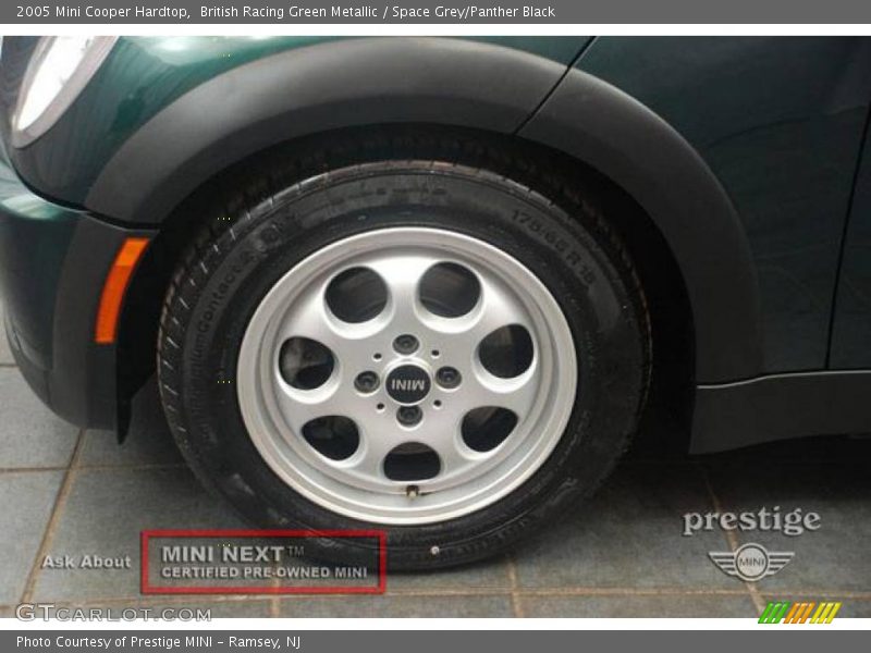 British Racing Green Metallic / Space Grey/Panther Black 2005 Mini Cooper Hardtop