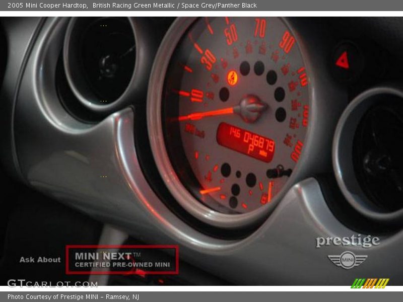 British Racing Green Metallic / Space Grey/Panther Black 2005 Mini Cooper Hardtop