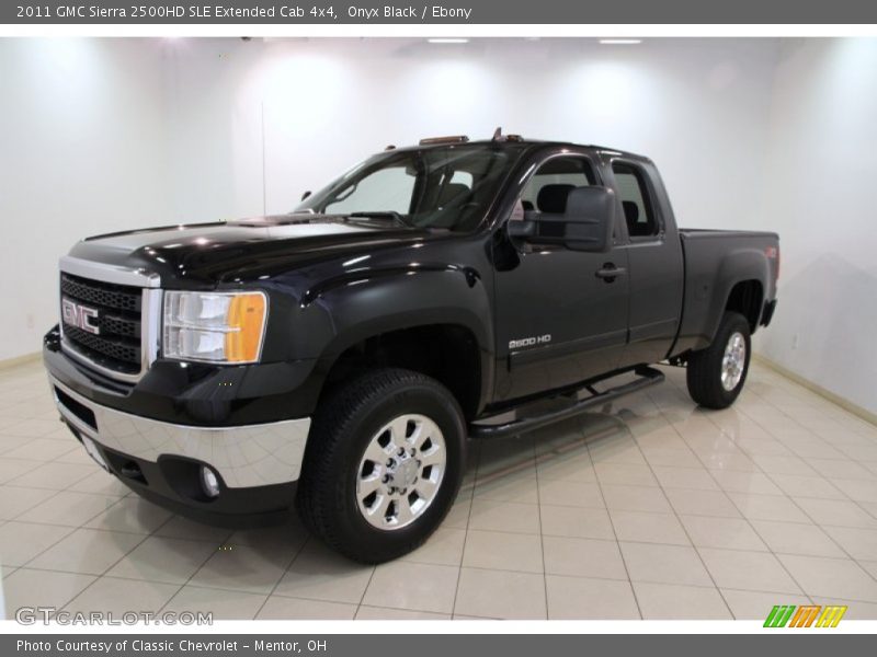 Onyx Black / Ebony 2011 GMC Sierra 2500HD SLE Extended Cab 4x4