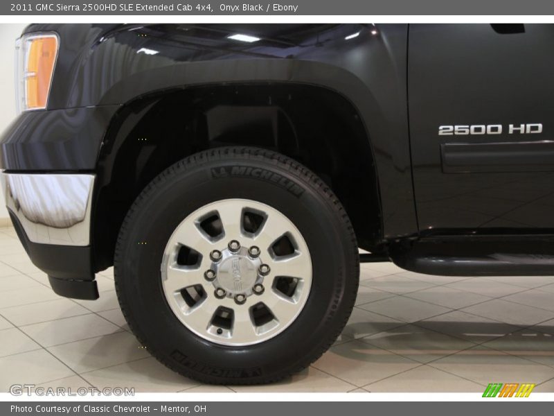 Onyx Black / Ebony 2011 GMC Sierra 2500HD SLE Extended Cab 4x4