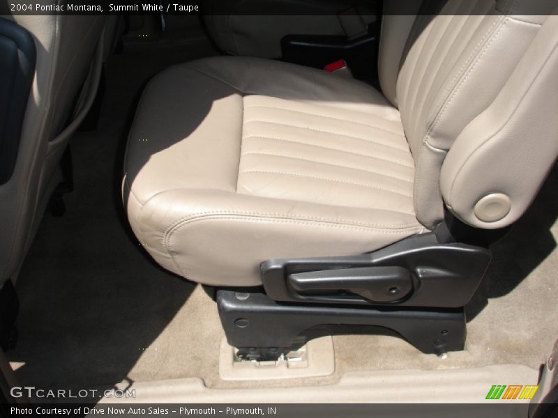 Summit White / Taupe 2004 Pontiac Montana