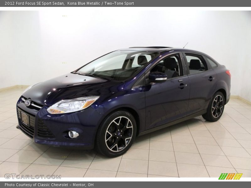 Kona Blue Metallic / Two-Tone Sport 2012 Ford Focus SE Sport Sedan