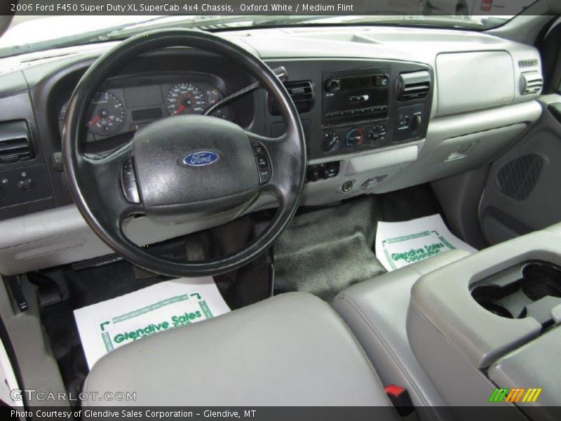  2006 F450 Super Duty XL SuperCab 4x4 Chassis Medium Flint Interior