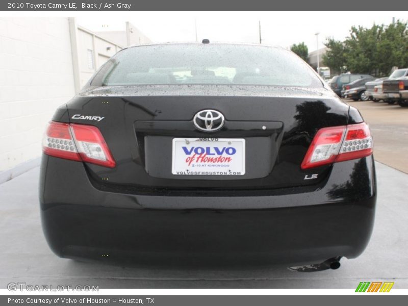Black / Ash Gray 2010 Toyota Camry LE