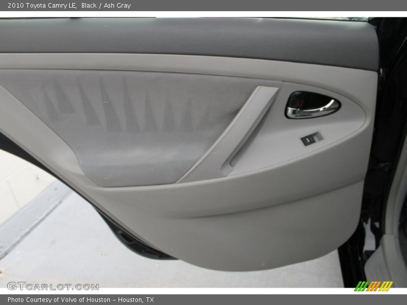 Black / Ash Gray 2010 Toyota Camry LE