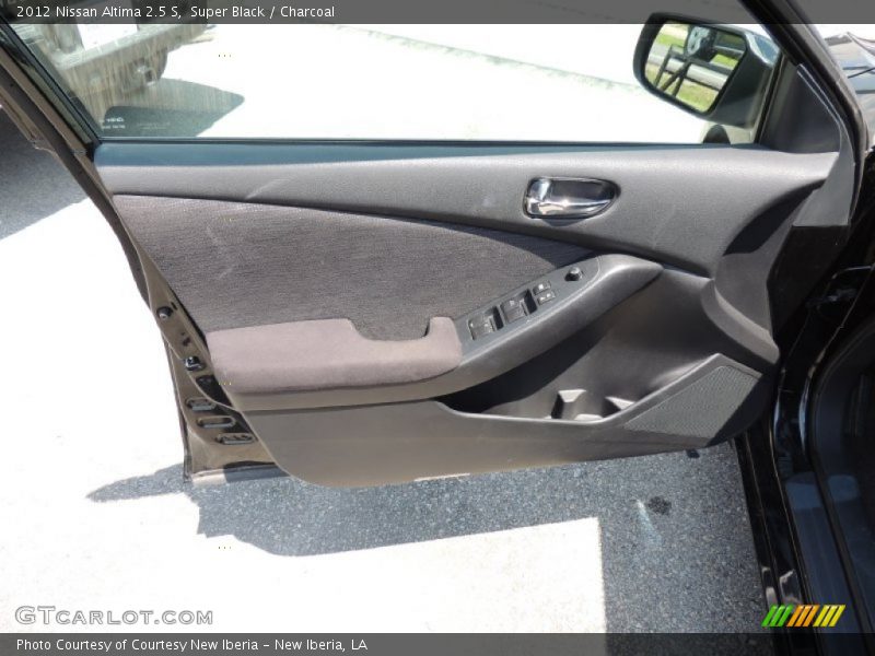 Super Black / Charcoal 2012 Nissan Altima 2.5 S