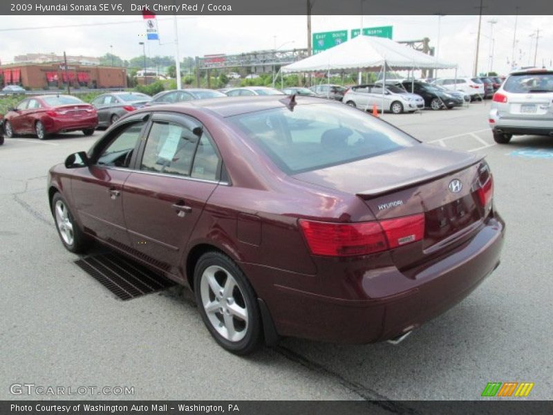 Dark Cherry Red / Cocoa 2009 Hyundai Sonata SE V6