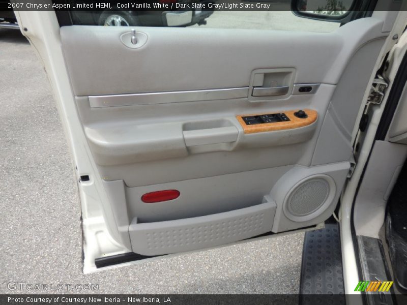 Cool Vanilla White / Dark Slate Gray/Light Slate Gray 2007 Chrysler Aspen Limited HEMI