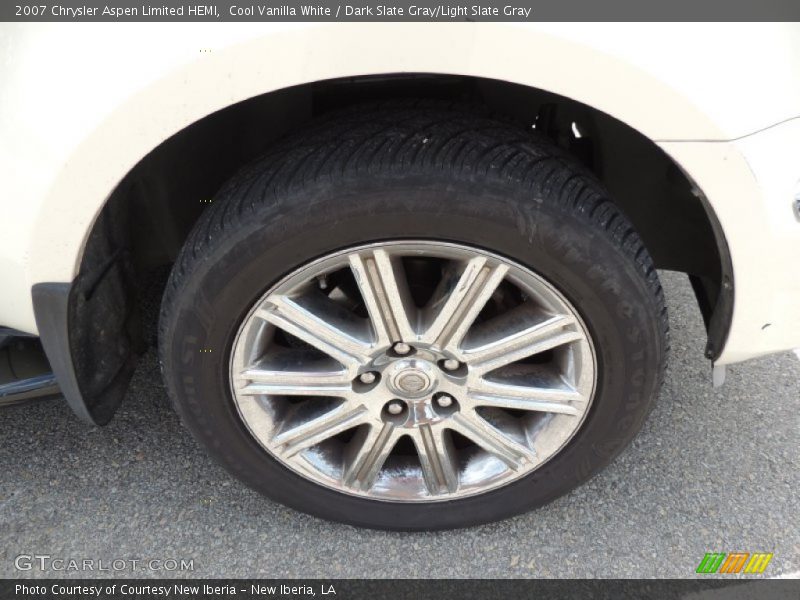 Cool Vanilla White / Dark Slate Gray/Light Slate Gray 2007 Chrysler Aspen Limited HEMI