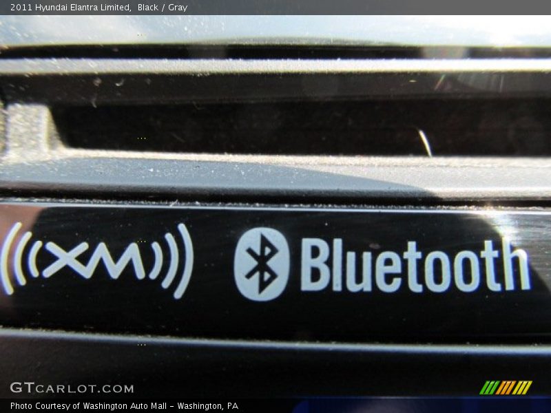 Black / Gray 2011 Hyundai Elantra Limited