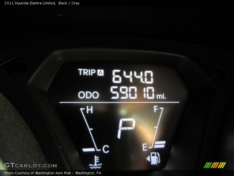 Black / Gray 2011 Hyundai Elantra Limited