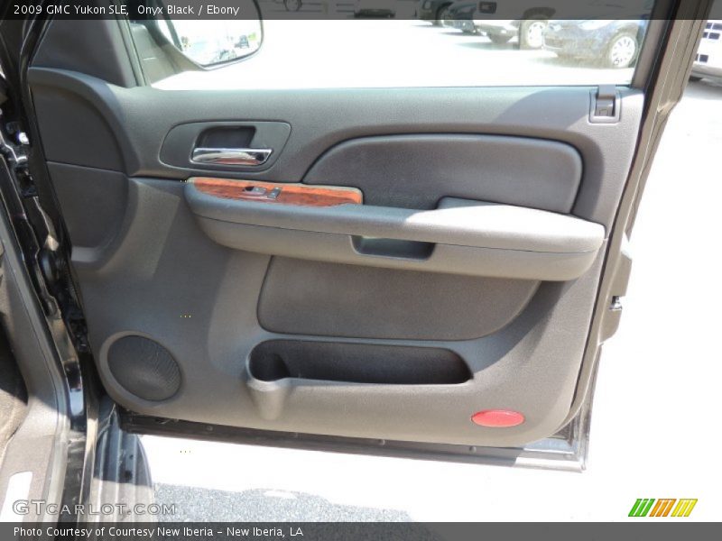 Onyx Black / Ebony 2009 GMC Yukon SLE