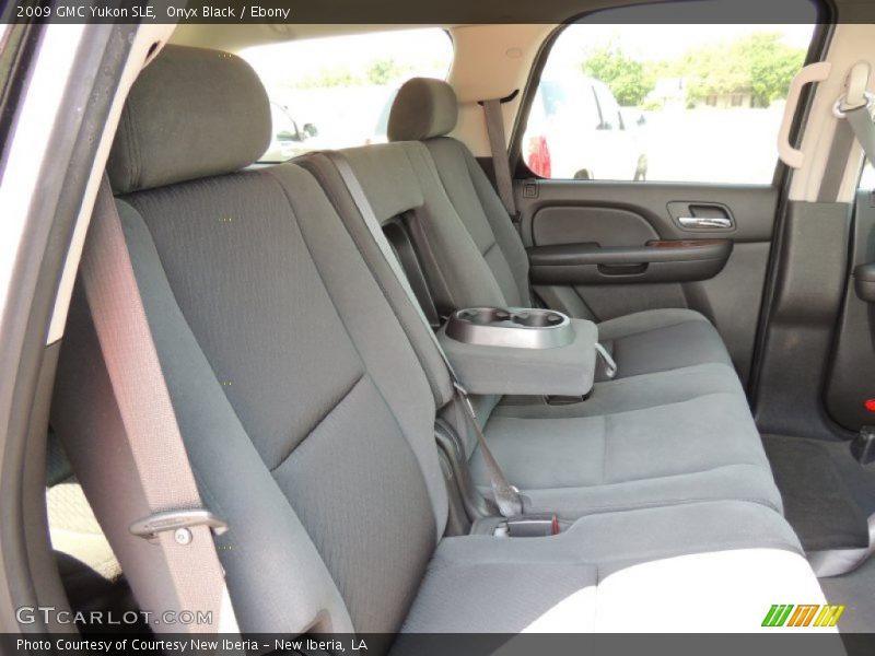Onyx Black / Ebony 2009 GMC Yukon SLE