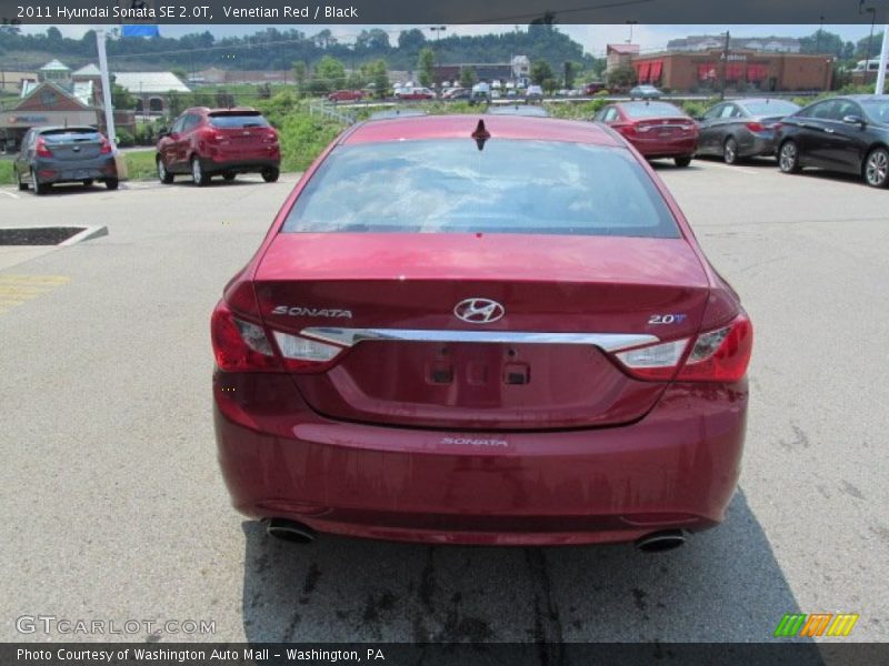 Venetian Red / Black 2011 Hyundai Sonata SE 2.0T