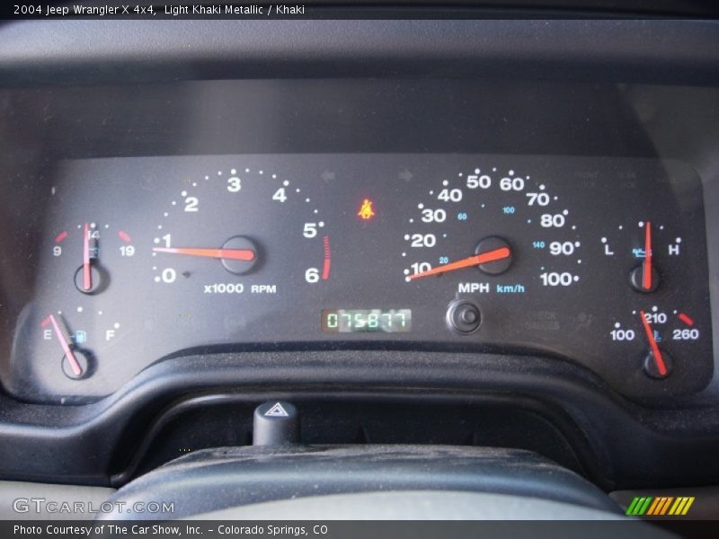 Light Khaki Metallic / Khaki 2004 Jeep Wrangler X 4x4