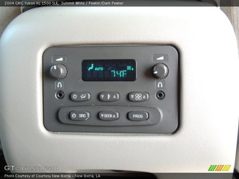 Summit White / Pewter/Dark Pewter 2004 GMC Yukon XL 1500 SLE