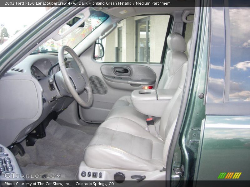 Dark Highland Green Metallic / Medium Parchment 2002 Ford F150 Lariat SuperCrew 4x4